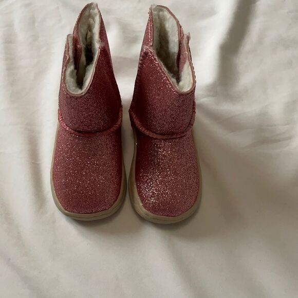 WONDER NATION 𝅺size 2 baby girls boots - Picture 1 of 4